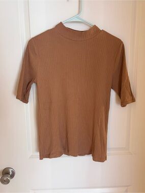 Lands' End Ribbed Mock Neck Short Sleeve Top in Camel Brown